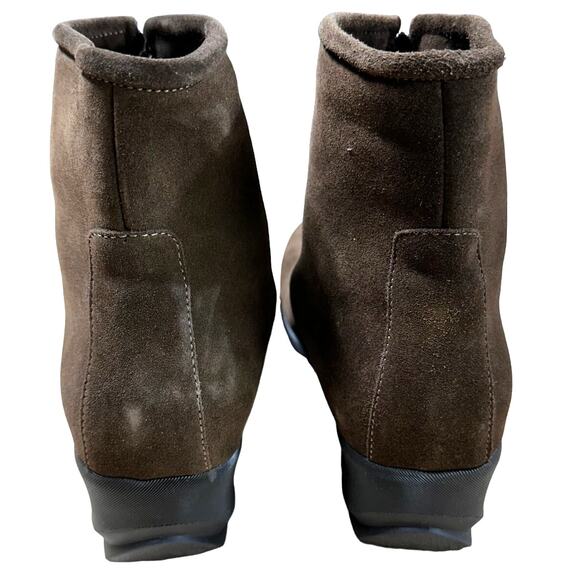 La Canadienne NWOB Shaine Waterproof Front Zip Wedge Bootie Size 9M Brown - Picture 4 of 10